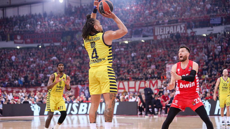Olympiakos 78-82 Fenerbahçe Beko (Euroleague maçı) Olympiakos 78-82 Fenerbahçe Beko (Euroleague maçı)