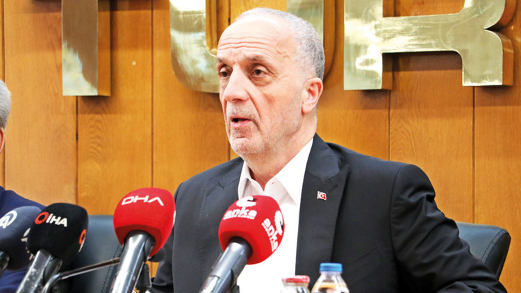 Hükümet teklifini 500 lira artırdı