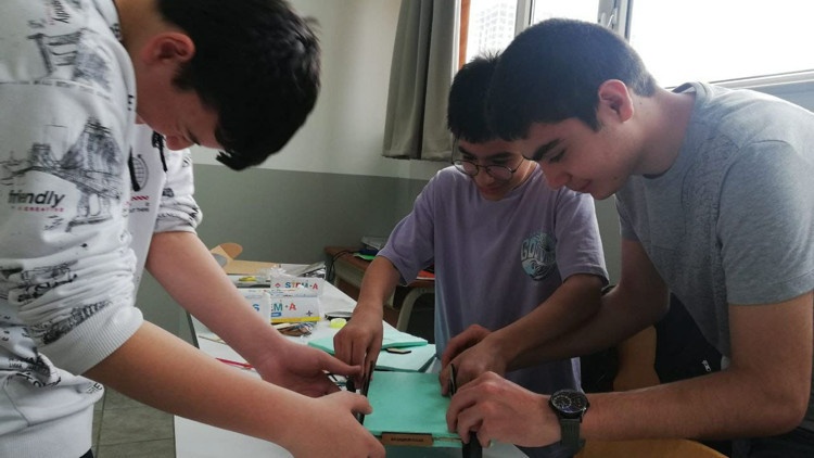 Öğrencilerden engelli patili dostlara destek Öğrencilerden engelli patili dostlara destek