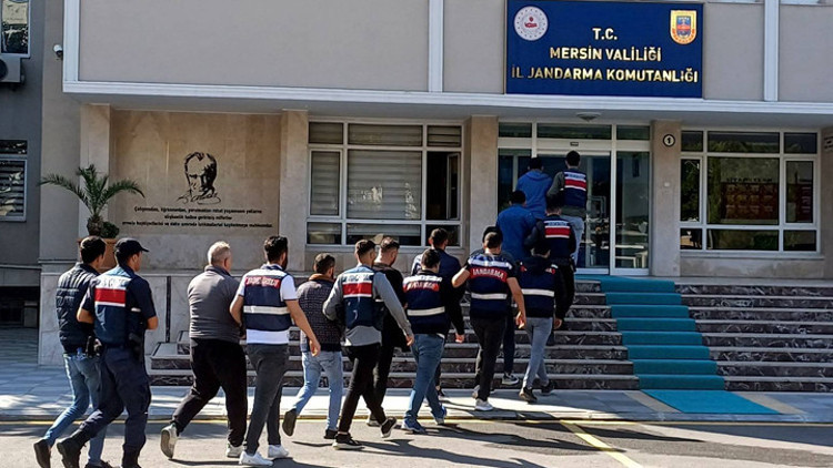Mersinde yasa dışı bahis şebekesine operasyon: 18 gözaltı
