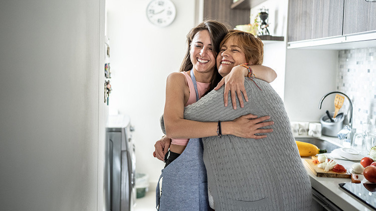 BİR SORUDAN FAZLASI | Anneler Günü’nde hediye olarak ev eşyası alınır mı
