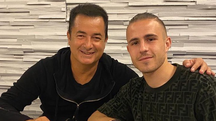 Trabzonsporda gündem Pelkas transferi Vatandaşları devreye girdi... Trabzonsporda gündem Pelkas transferi Vatandaşları devreye girdi...