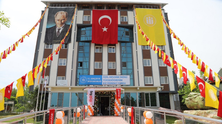 Sağlık çalışanları için yurt bağışı