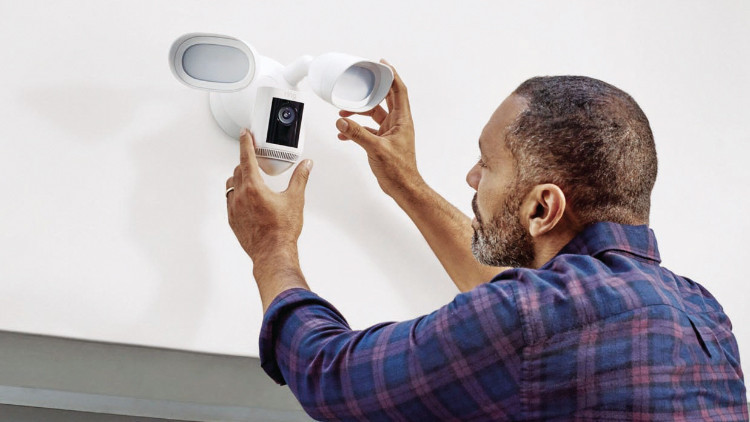 Akıllı ürünler ile maksimum koruma Evde akıllı güvenlik