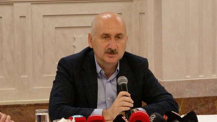 Bakan Karaismailoğlu: Şu anda devam eden tam 24 tane proje var