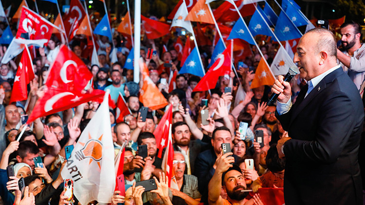 Çavuşoğlu: Adam kazandı, yine kazandı