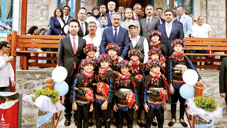 1500 köy okulu aynı anda açıldı