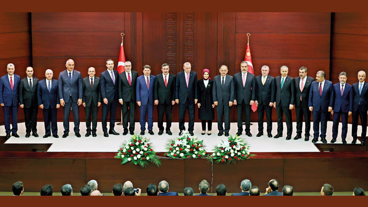 Yeni kabinenin ekonomi kurmayları