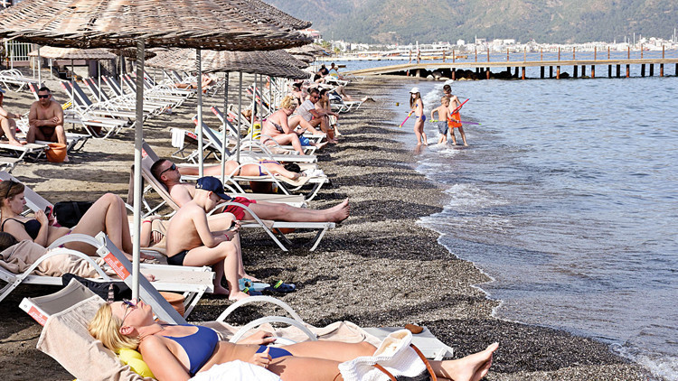 5 bin tatilci dolandırıldı