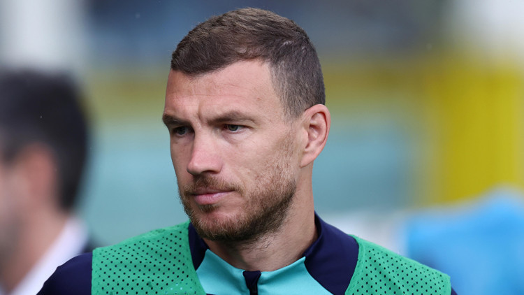 Fenerbahçede Edin Dzeko için geri sayım 20 milyon euroyu reddetti
