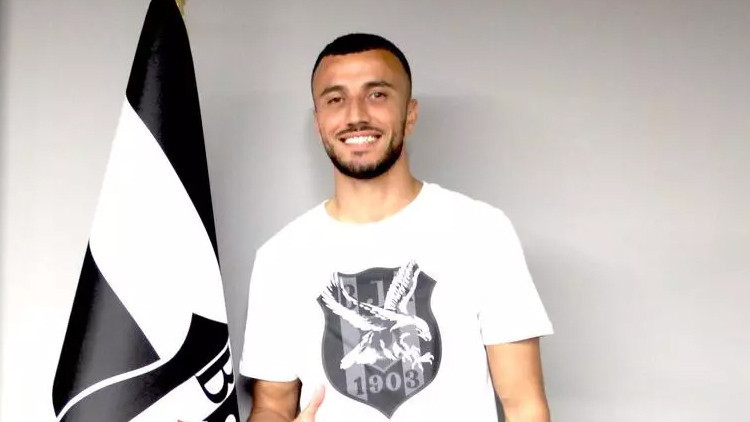 Beşiktaş, Romain Saiss’in bonservis bedelinde indirim yaptı Sol kanat için Ekambi’nin menajeriyle görüşüldü Beşiktaş, Romain Saiss’in bonservis bedelinde indirim yaptı Sol kanat için Ekambi’nin menajeriyle görüşüldü