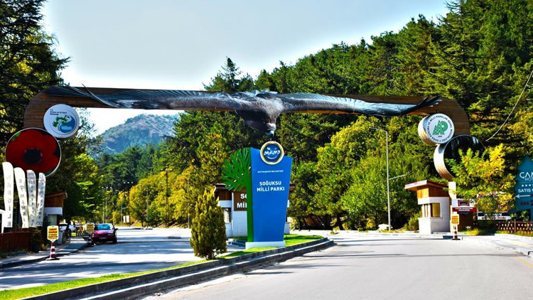 Başkan Acar’dan Başkan Yavaş’a Soğuksu çağrısı: Bayram tatilinde ücretsiz yapın