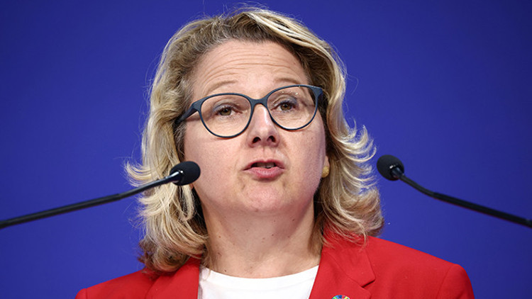 ‘Ukrayna’nın yeniden inşasını Rusya ödesin’