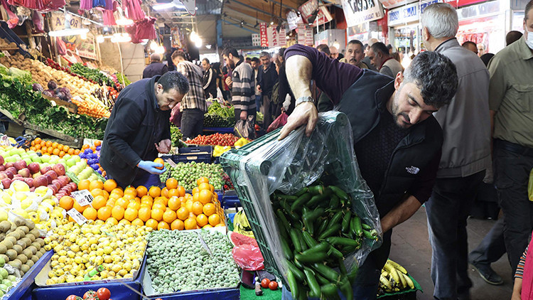 Türk-İş: 4 kişilik ailenin açlık sınırı 10 bin 373 TL oldu