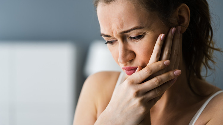 Her şey yolunda olmasına rağmen bir türlü hamile kalamıyorsanız diş hekiminize danışın… Ağızdaki bu bakteri hamilelik şansını 4 kat azaltıyor