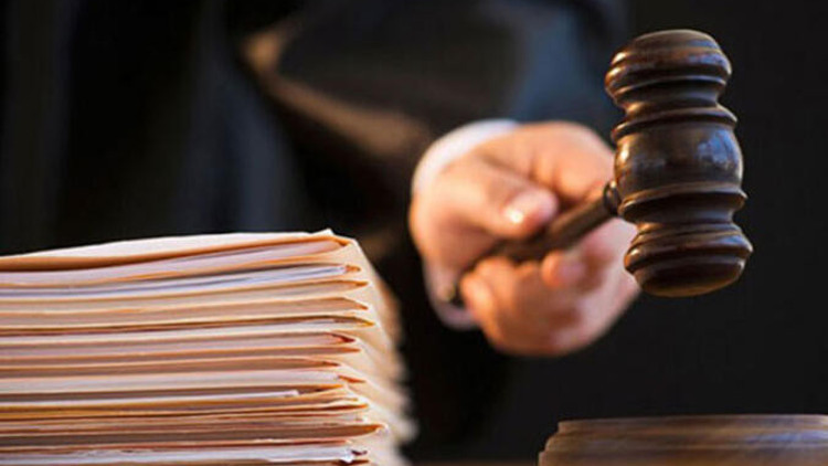 Askeri tabiplerin FETÖ davasında karar; 3 sanığa ceza