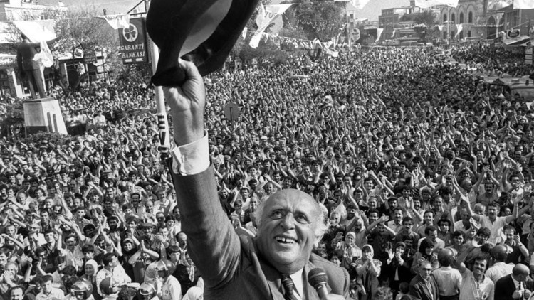 Binaenaleyh karşınızda ‘Türk sağının açıortayı’