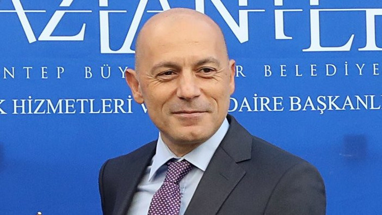 Cüneyt Çakıra Rusya Futbol Federasyonundan görev Uzman Hakem Komisyonu...