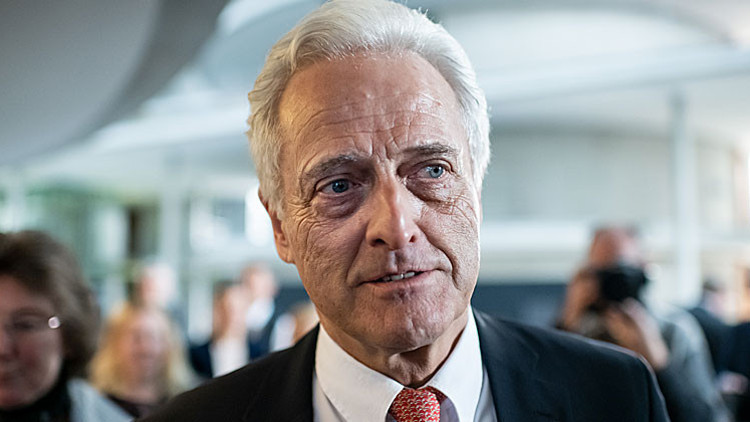 CSU’lu politikacı: ‘AfD, Merkel’in anıtını dikmeli’