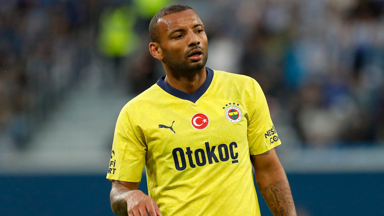 Son Dakika: Fenerbahçe, Joao Pedronun ayrılığını resmen açıkladı