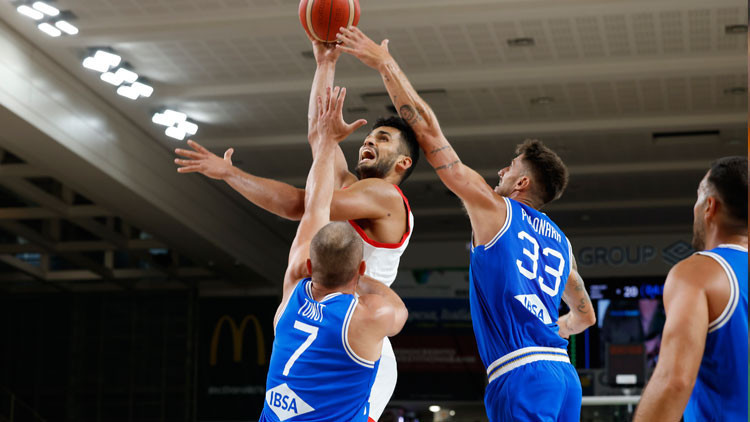 12 Dev Adam, İtalyaya uzatmada yenildi