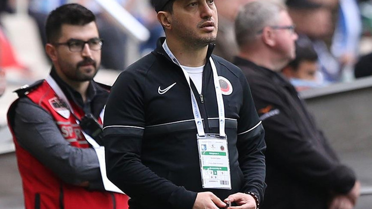 Kulübün bütçesi hedefi belirler