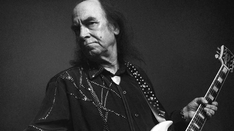 Erkin Korayın vefatı sanat dünyasını yasa boğdu: Yalnızlar Rıhtımı’nın tam ortasında ıssız kaldık… Erkin Korayın vefatı sanat dünyasını yasa boğdu: Yalnızlar Rıhtımı’nın tam ortasında ıssız kaldık…