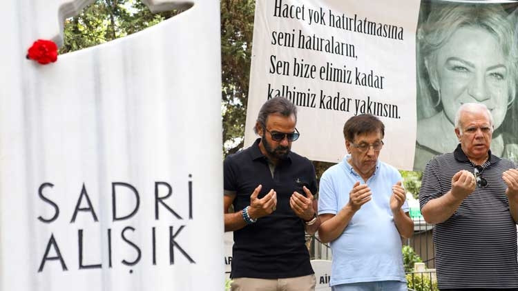 Kerem Alışık: Annen yok, kimsen yok