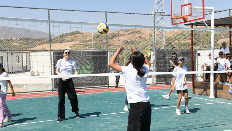 Hatay’da çocuklar ve gençler için yeni spor alanı