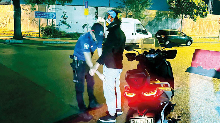 Motosiklete sıkı denetim