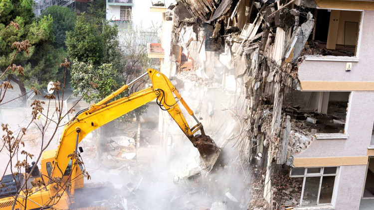 ‘Kaynaklarımızın kullanım önceliği deprem olmalı’