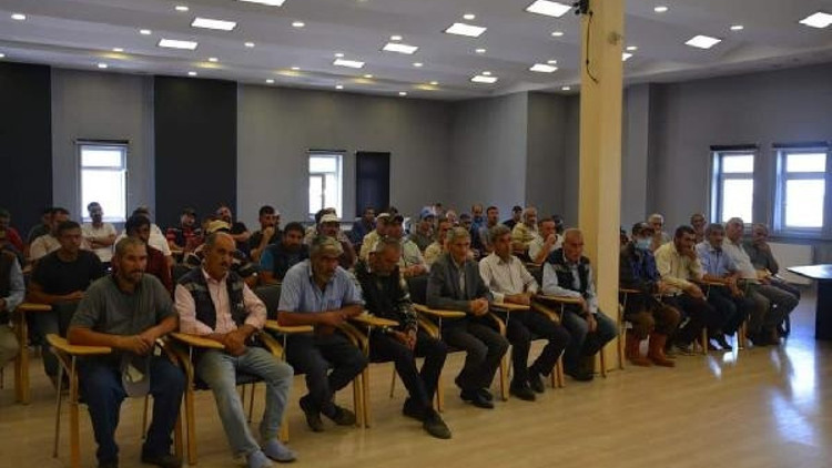 Patnos Belediyesinde sözleşme sevinci