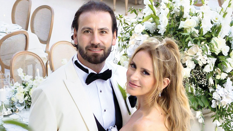 Yasemin Taciroğlu ve Ahmet Uras Boğaz’da evlendi