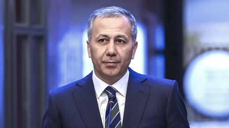 Bakan Yerlikaya’dan düzensiz göç açıklaması: 1 ayda 21 bin düzensiz göçmen tespit ettik, geri gönderme merkezine alarak sınır dışı ettik