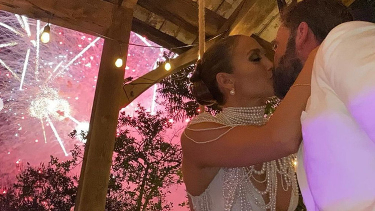 Onunla evli olduğuna hala inanamıyor: Tekrar bir araya gelmek için ayrılmışız