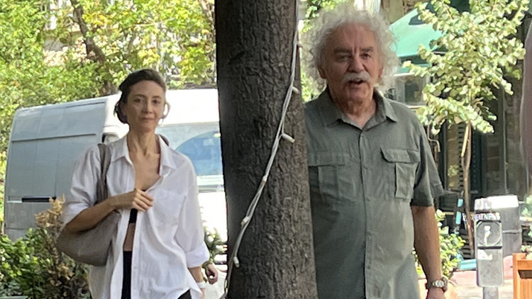 Derya Köroğlu ve eşi Ayşe Özgür Kaya kazançlarını borsaya yatırıyor