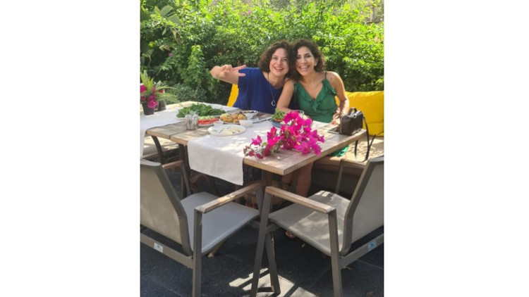 Sevil Arslan Erol Tatlı yiyelim tatlı konuşalım - Akademi kuracak, doğru ve sağlıklı beslenmeyi herkese öğretecek Sevil Arslan Erol Tatlı yiyelim tatlı konuşalım - Akademi kuracak, doğru ve sağlıklı beslenmeyi herkese öğretecek