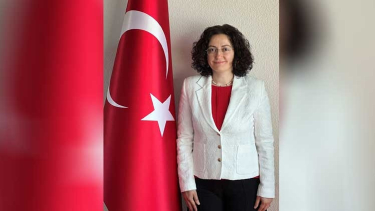 Nürnberg’in yeni Başkonsolosu Fatma Taşan Cebeci göreve başladı Nürnberg’in yeni Başkonsolosu Fatma Taşan Cebeci göreve başladı