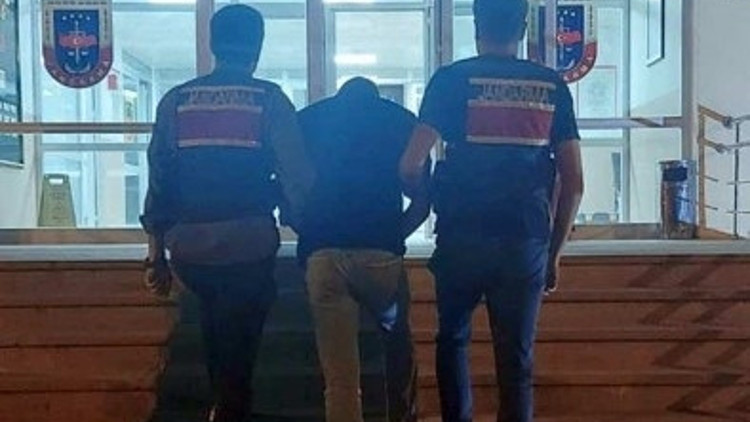 Jandarma olduğunu söyleyerek vatandaşları dolandırdı, JASATtan kaçamadı