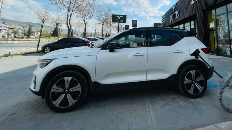 Elektrikli otomobillere kasko Şarjı biten çekilecek