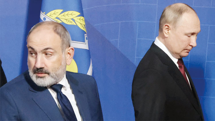 Hem Bakü’yle hem Moskova’yla gerginlik: Paşinyan ne yapmak istiyor