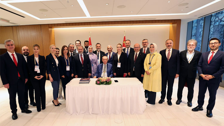 Son dakika... Cumhurbaşkanı Erdoğandan emeklilere zam açıklaması: Fazla uzamaz, en kısa zamanda