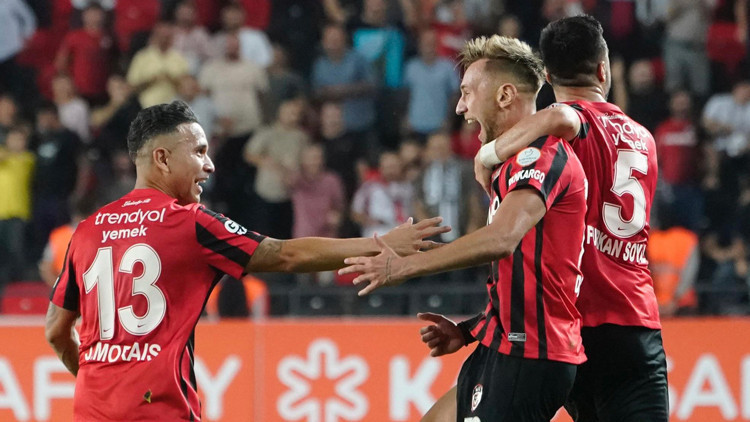 Gaziantep FK 2-0 İstanbulspor (Maçın özeti)