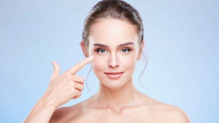 Elmacık Kemikleri Yüz Güzelliği İçin Neden Önemli