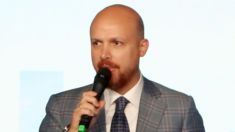 Bilal Erdoğan: İstanbul’a kim belediye başkanı olursa Tayyip Erdoğan’la kıyaslayacağız