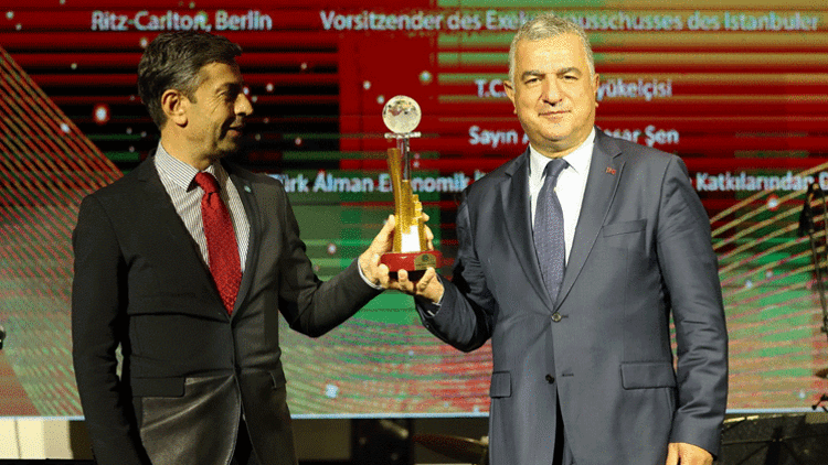 ‘Altın Değerler Ödülleri’ sahiplerini buldu