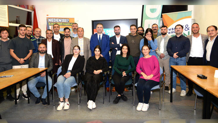 DENK Lideri Van Baarle’den Türkiye kökenli adaya destek