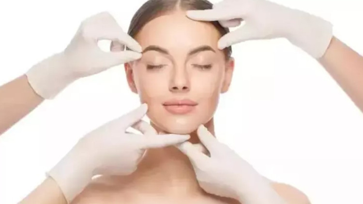 Estetik Koçu Emsal DOĞAN yazdı: Dudak renklendirme  ve cilt bakımı