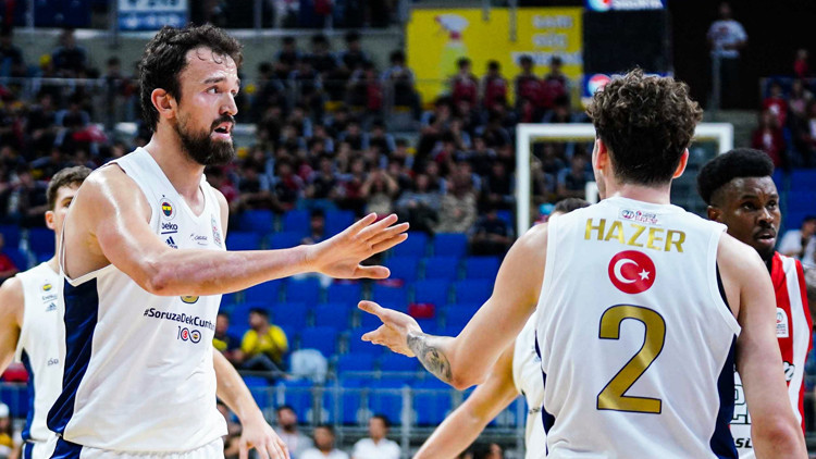 Fenerbahçe Beko evinde çok farklı