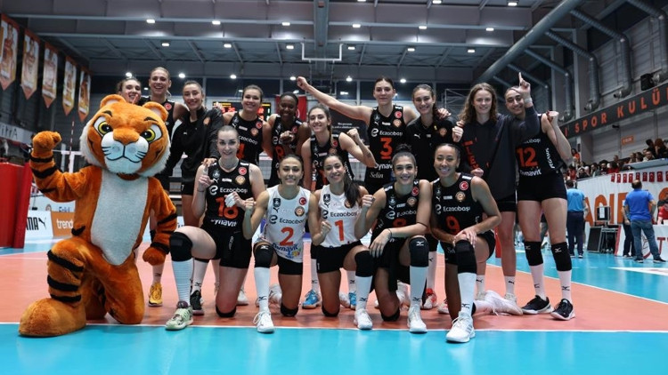 Eczacıbaşı Dynavit, Kuzeyboruyu rahat geçti